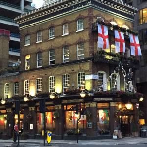 Meet your Posher, Mauricio